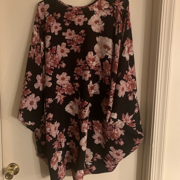 Kimono - Picture 2 of 3